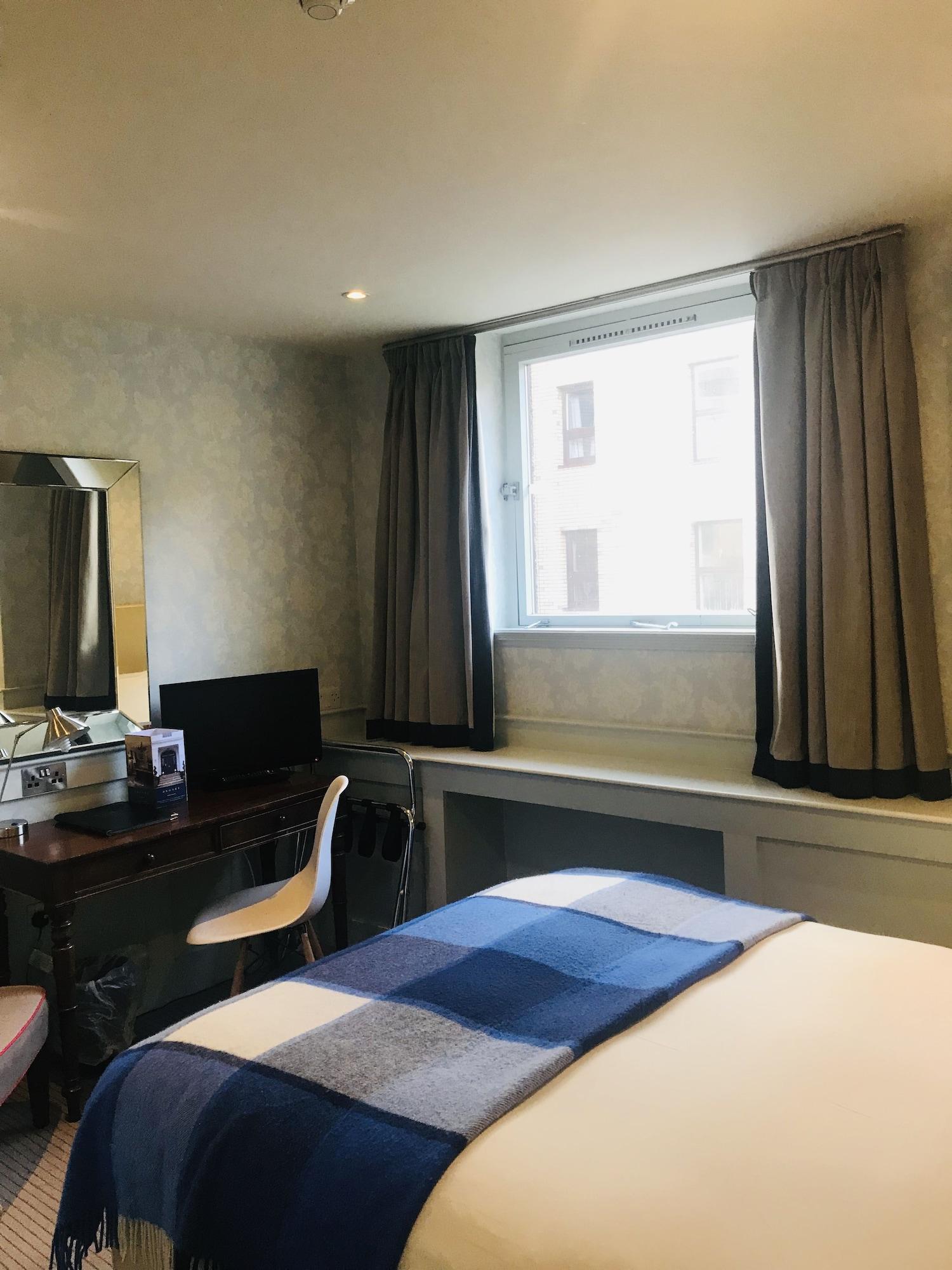 Grove House Hotel